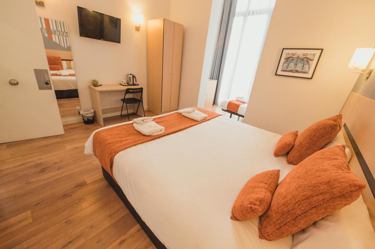 Hostal Live Natura Barcelona (Adults Only) Exterior foto