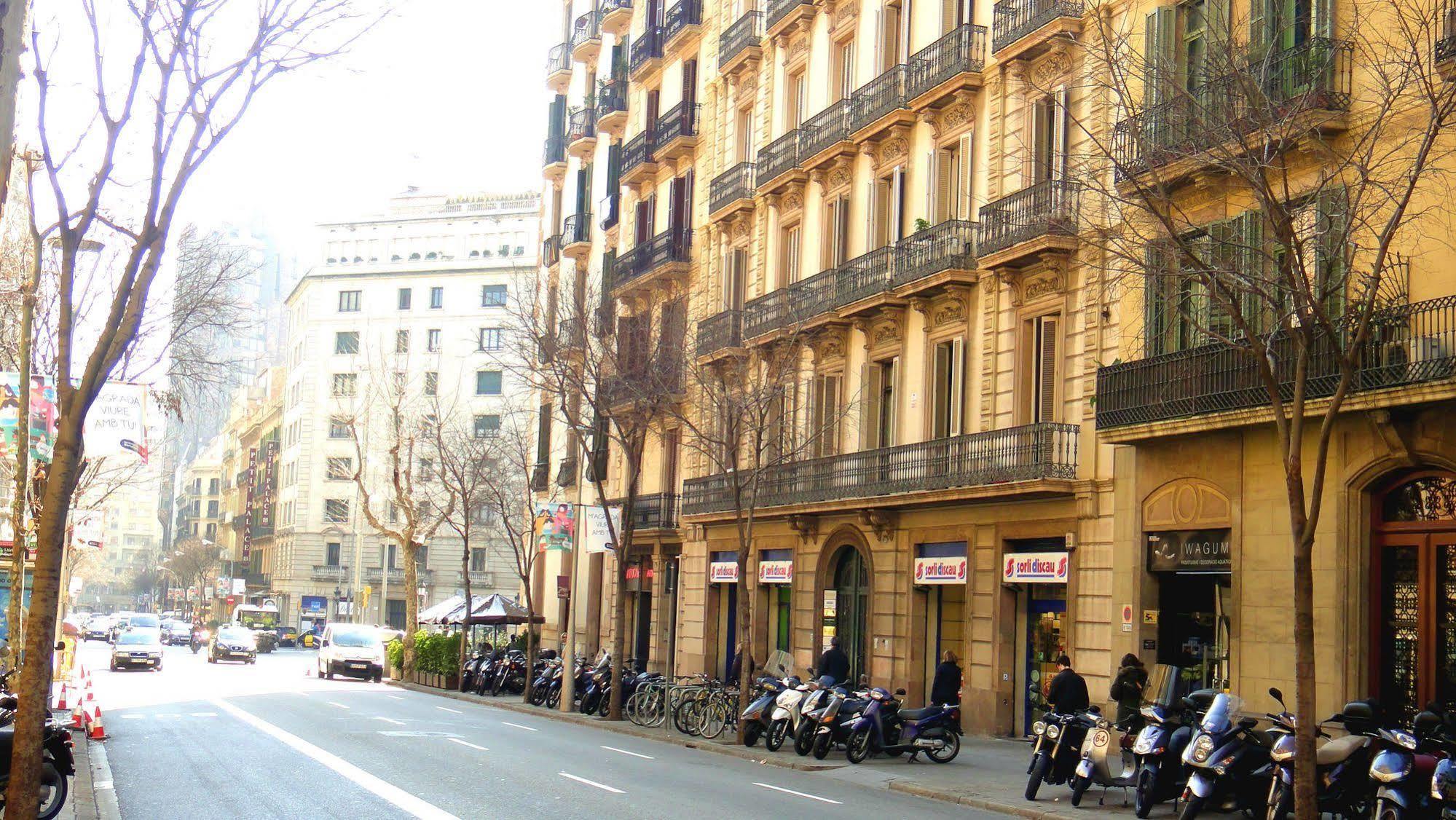 Hostal Live Natura Barcelona (Adults Only) Exterior foto